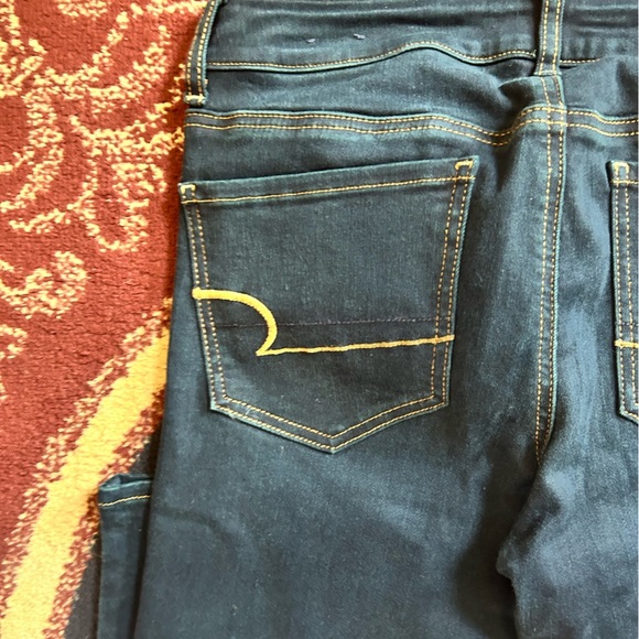 American Eagle Outfitters Dark Blue Super stretch jeggings- size 10- 31/32” - Picture 2 of 10